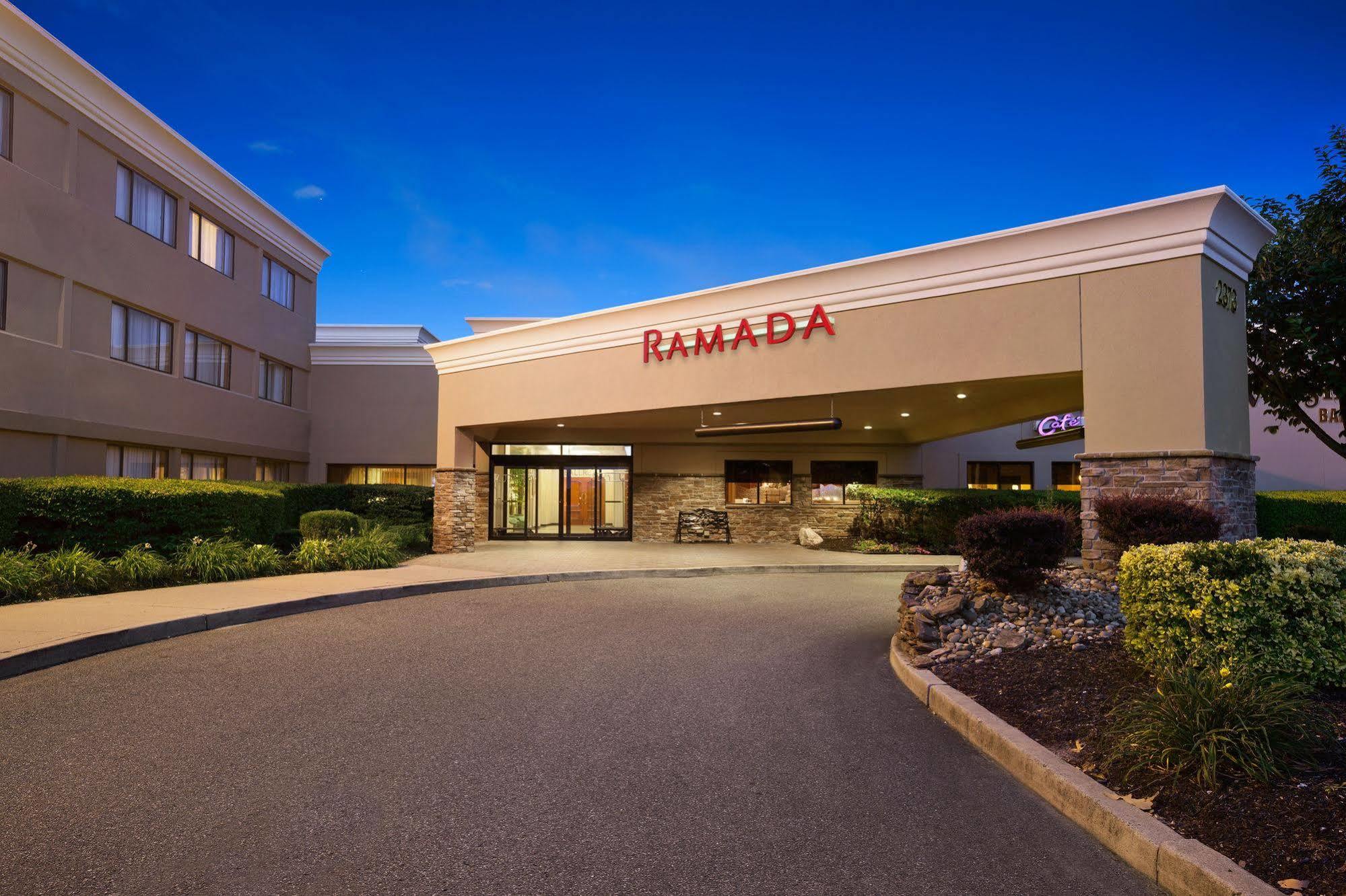 Ramada By Wyndham Toms River Hotel Екстериор снимка